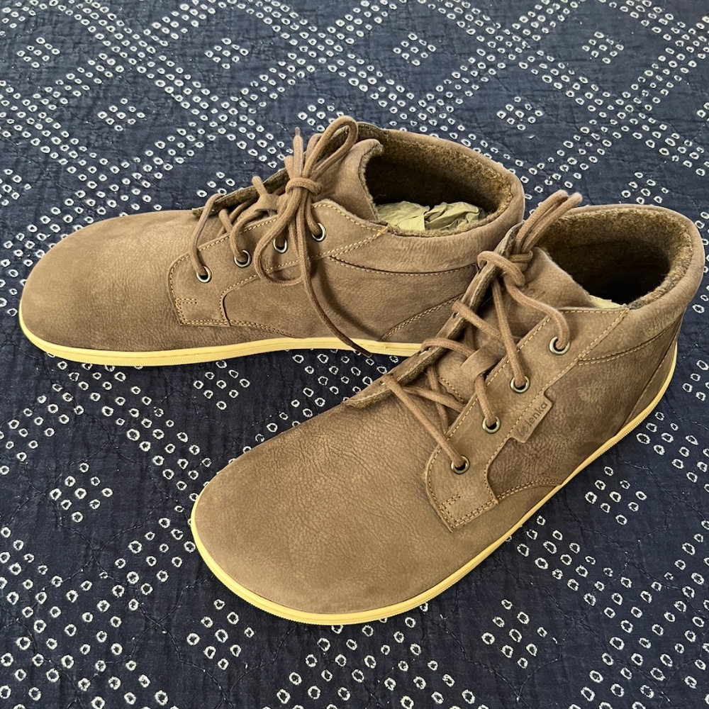 Be Lenka Barefoot style Boots - Synergy Brown size 11